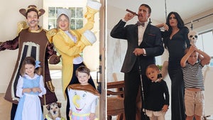 Celebrities Do Halloween Costumes With Their Family, Killer Group Shots