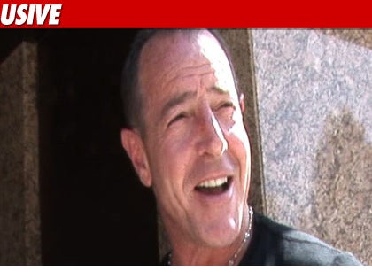 0924-michael-lohan-ex-v2-credit