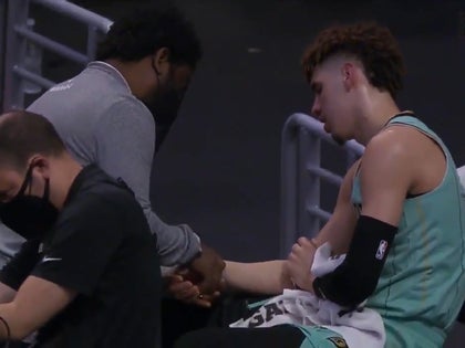Lonzo Ball Pleads With Malik Monk To Change Number So LaMelo Can