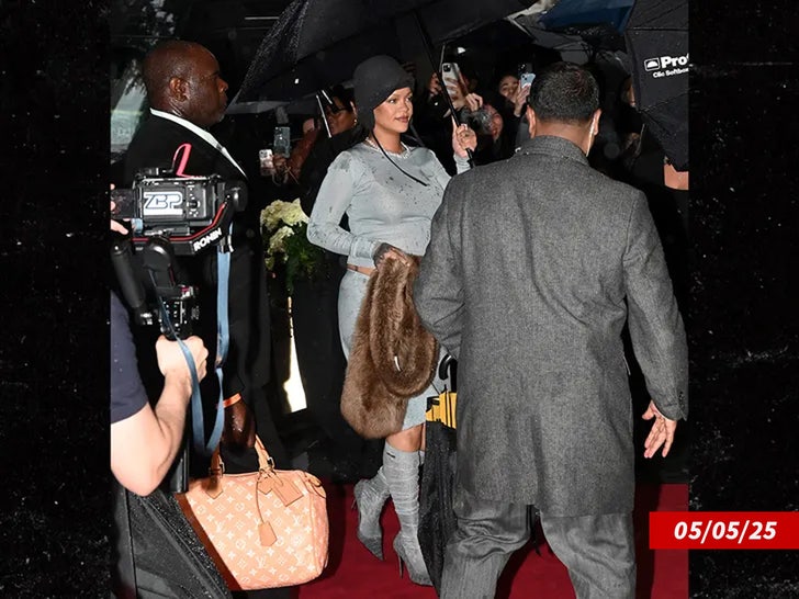 Rihanna Pregnant Met Gala Sub Getty Swipe 2