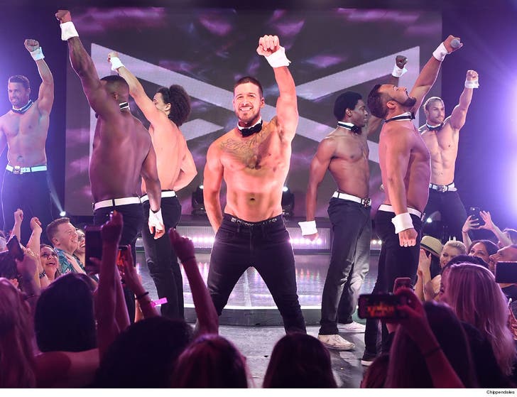 Jersey Shore' Star Vinny Returning to Chippendales for More Weeks :: 0612-vinny-guadagnino-jersey-shore-chippendales-7