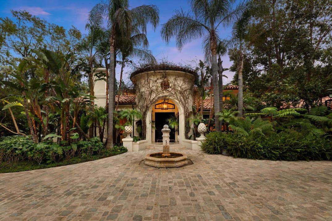 Kardashian Family Home 5