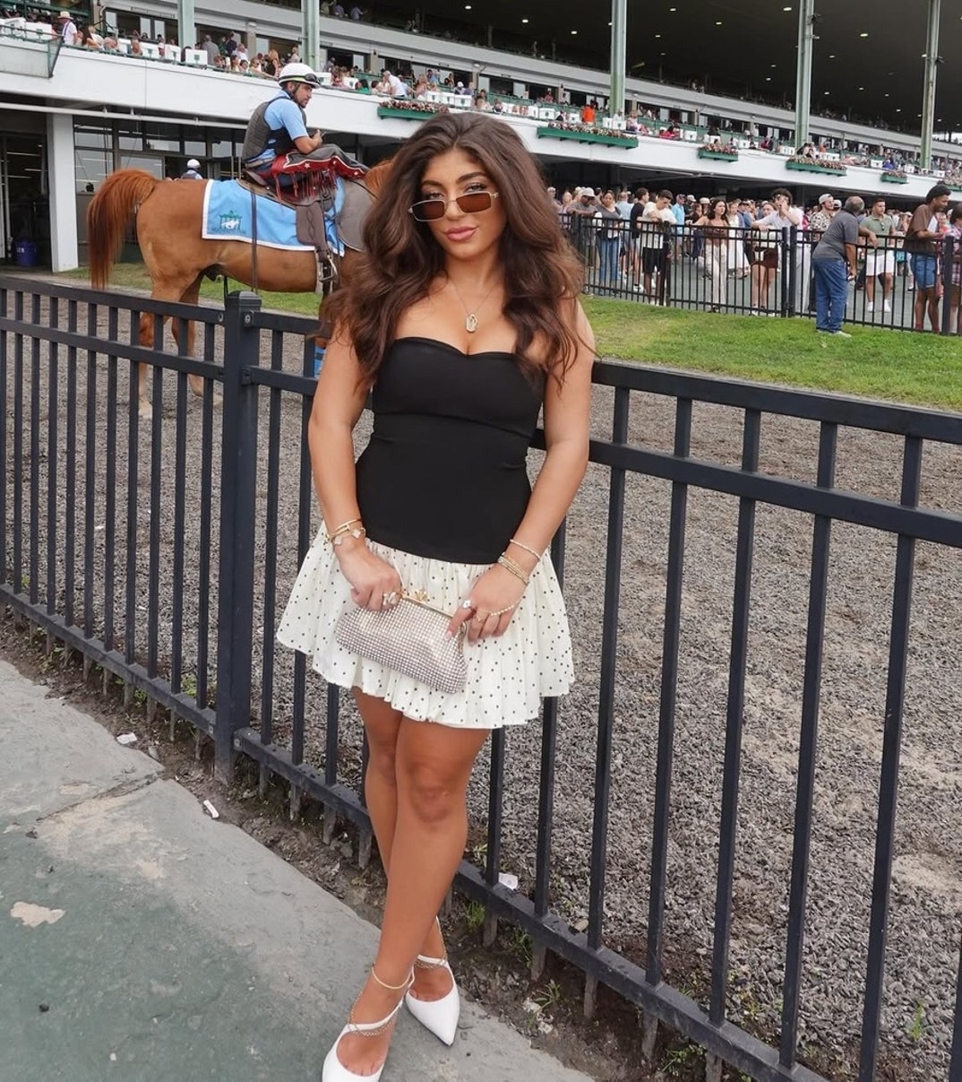 Milania Giudice Social Shots 1
