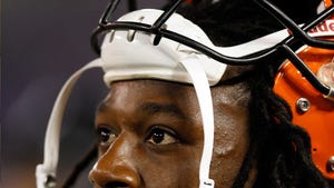 Adam 'Pacman' Jones -- Pleads NOT GUILTY to Woman Punching