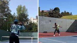 Naomi Osaka Training During Pregnancy, 'Outside But Barely'
