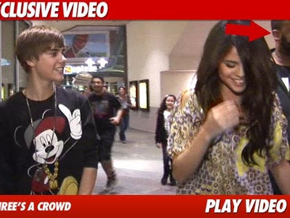 0128_justin_bieber_selena_gomez_video_tmz