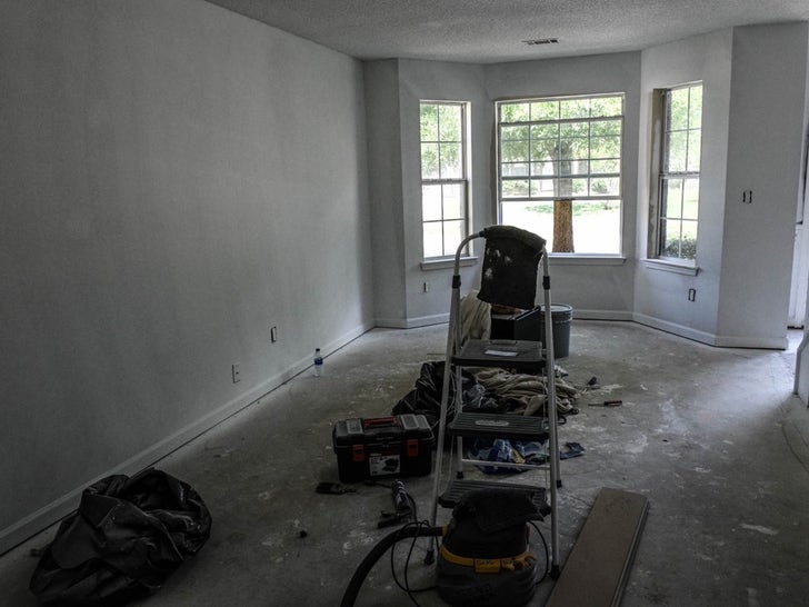 Inside Mama June's House -- Under Construction