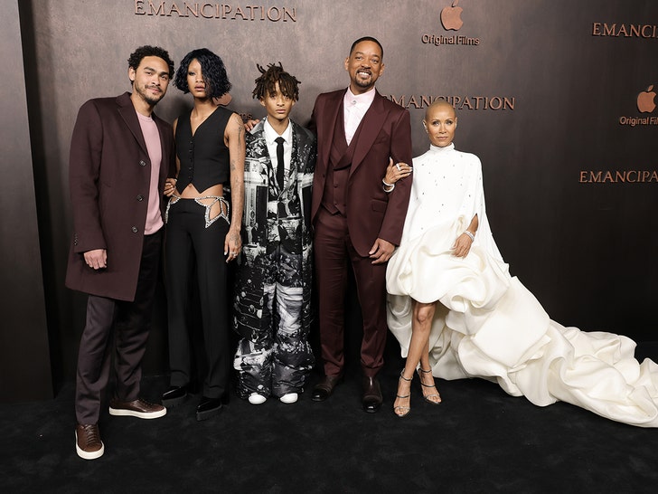 will smith and family at emancipation premiere