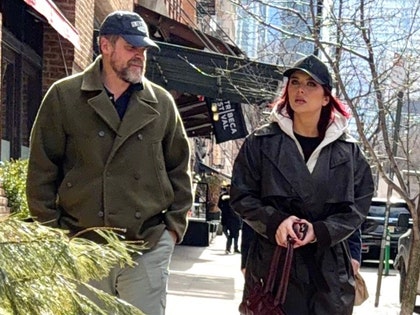 David-Harbour-gallery-launch-backgrid-1