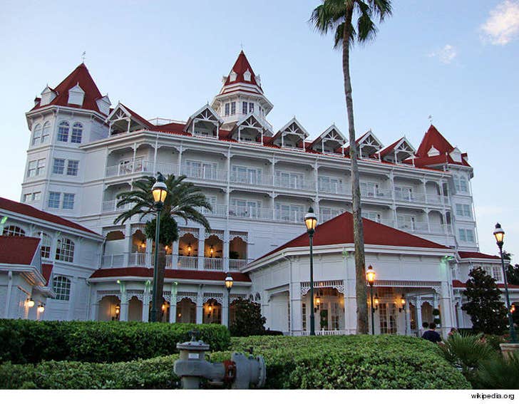 Disney Resort -- Free Rooms for All after Alligator Attack :: 0615-disney-grand-floridian-wiki-3