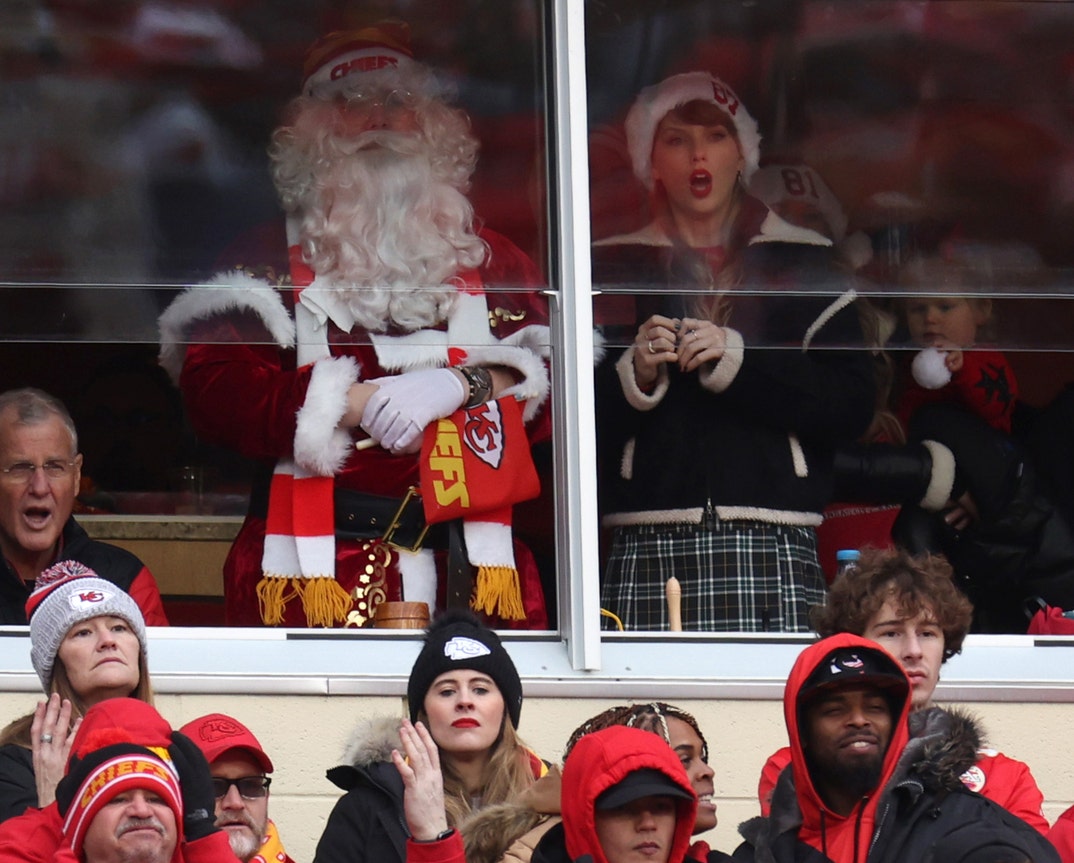 12/25/2023: Chiefs vs. Raiders
