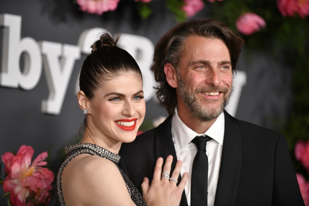 Alexandra Daddario and Andrew Form Happier Times 5