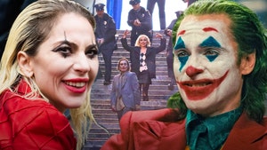 Joaquin Phoenix y Lady Gaga posan para unas fotos del "Joker" en el Día de San Valentín