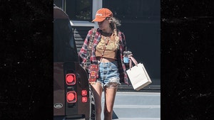 Paris-Jackson-backgrid-1