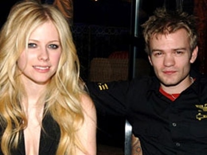 avril_boyfriend_0706_260-1