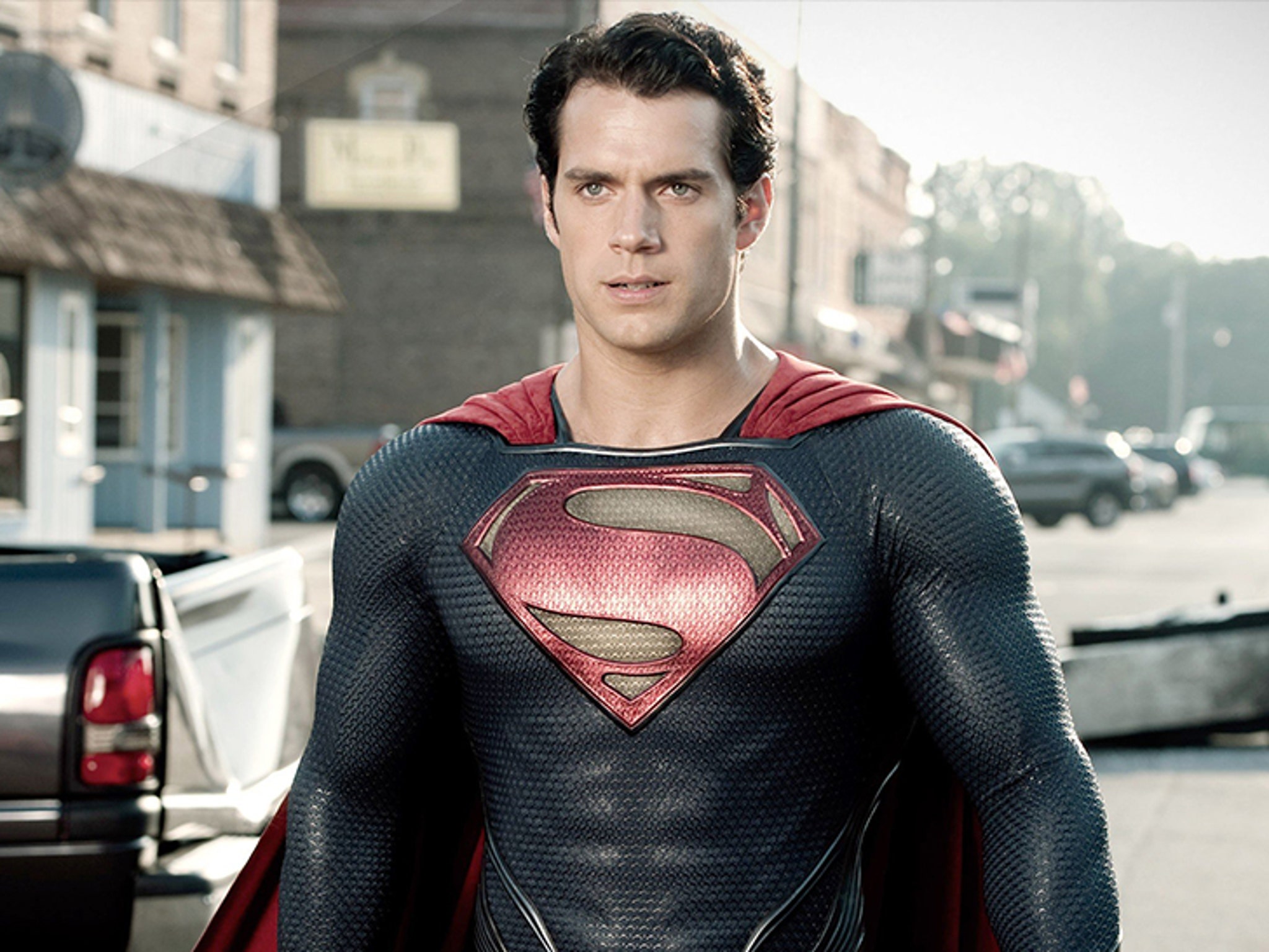 Henry Cavill Is Out As Superman, Putting DC's Extended Universe