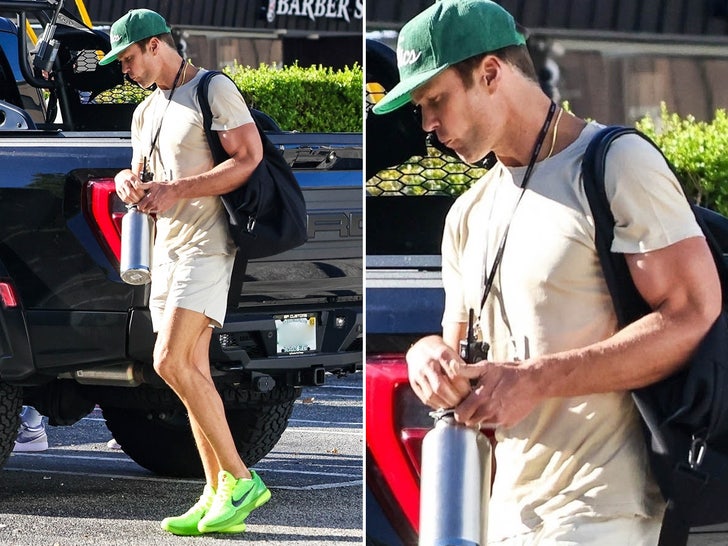 Tom Brady Shows Off Bulging Biceps After Gym Session