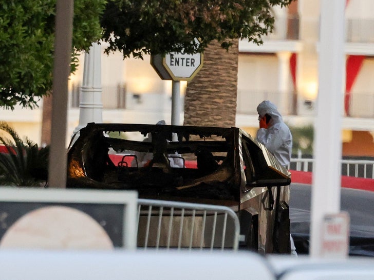 Cybertruck Explodes Outside The Trump Hotel -- Police On The Scene