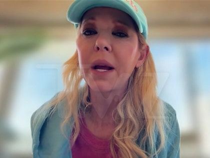 tara-reid-live-intv-primary-11-24-2025