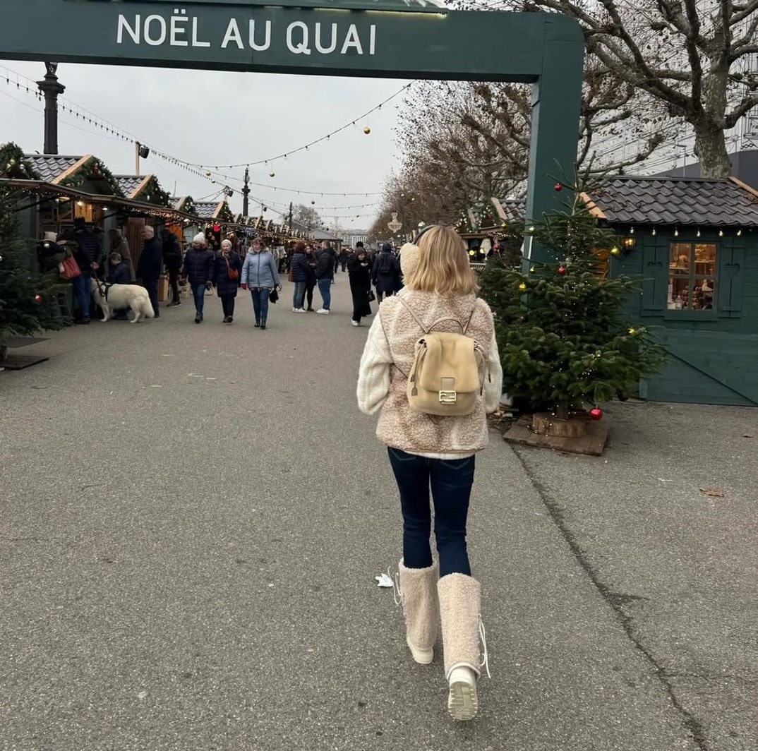 Sydney Sweeney Jeans Winter Vacay 1