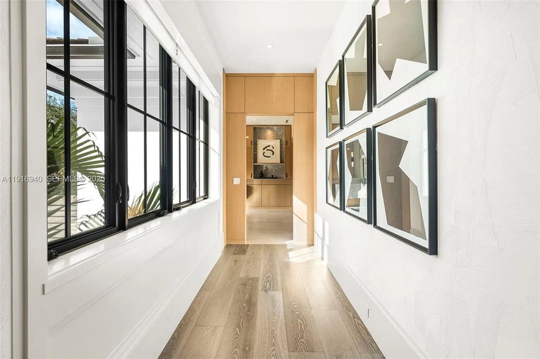 Cameron Diaz Potential Florida Home 23