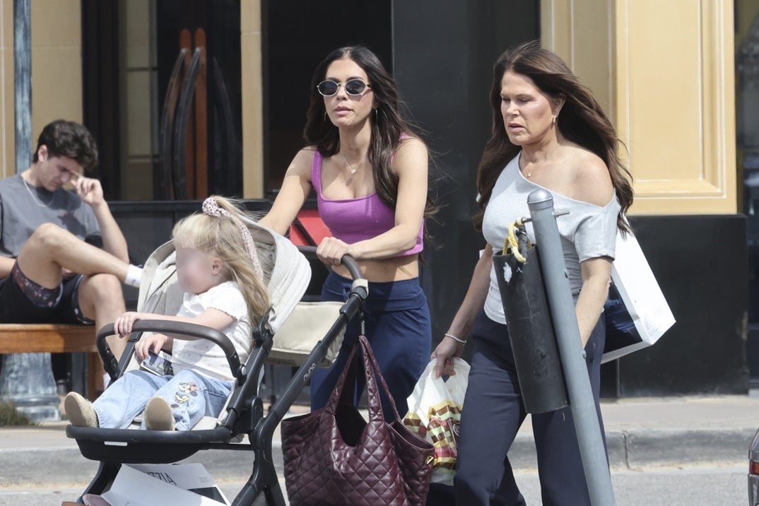 Jessi Draper Out Shopping After Divorce 2