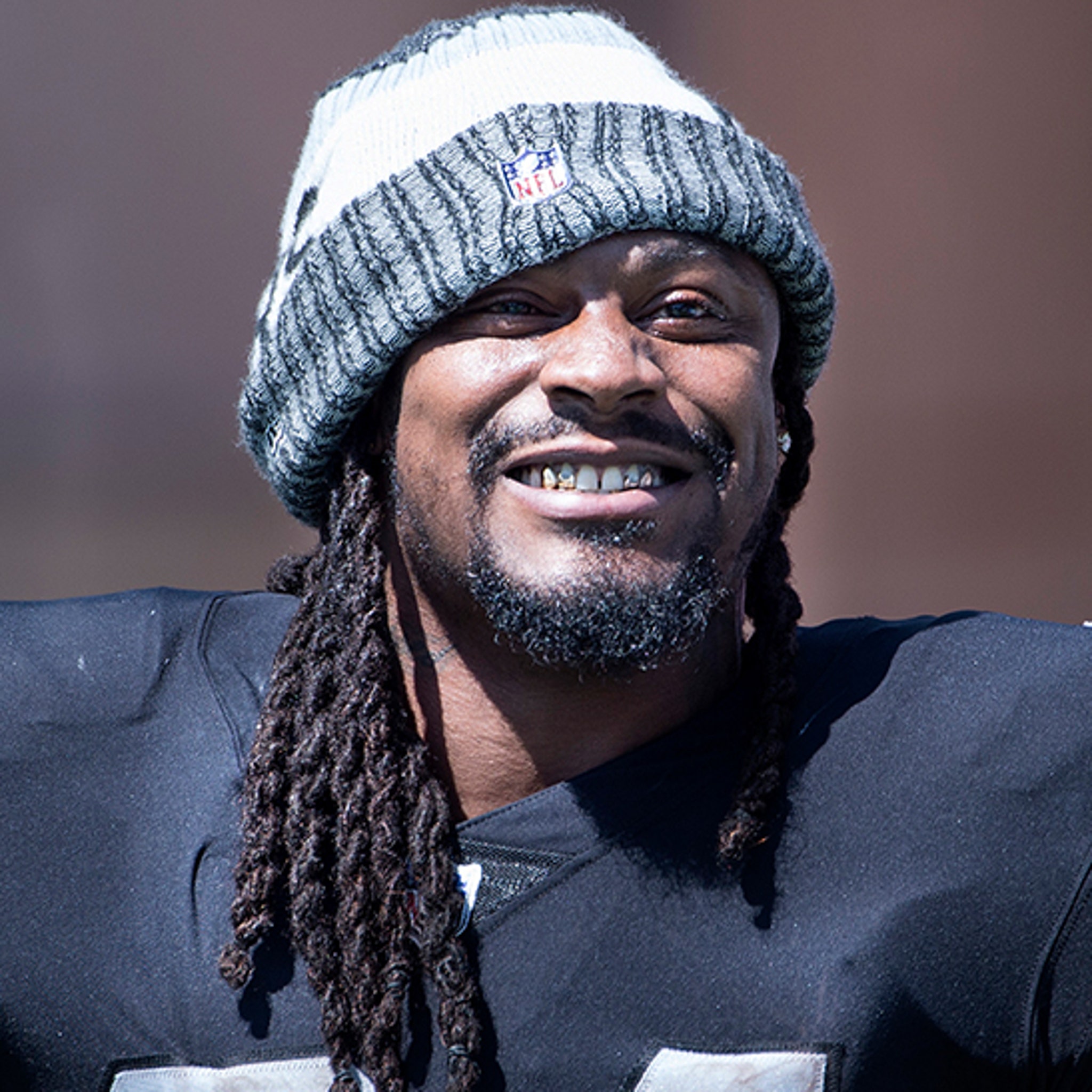 .com - Marshawn Lynch goes BeastMode on 