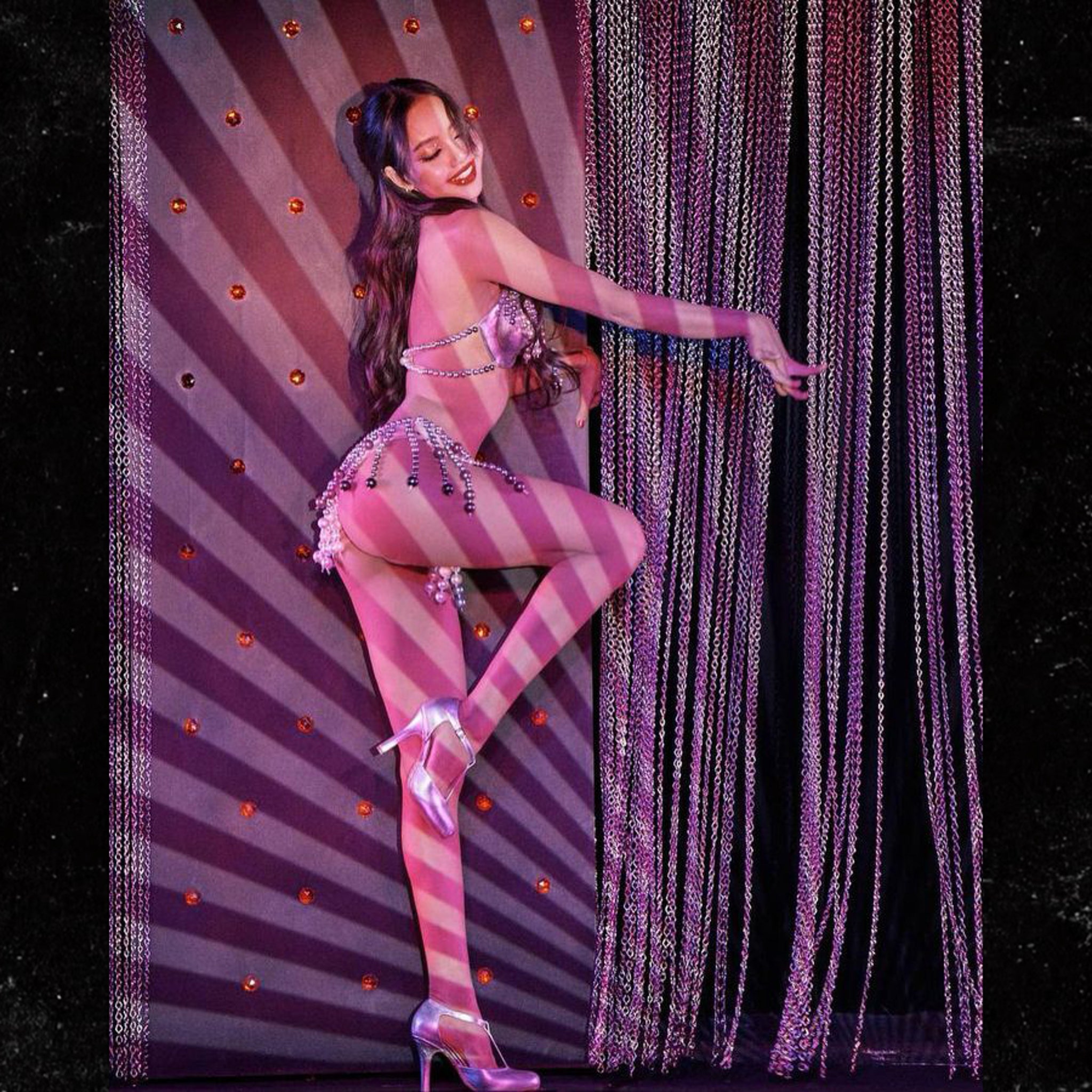 Lisa crazy horse leak