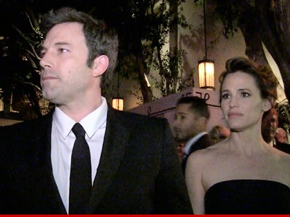 0630_BEN_AFFLECK_JENNIFER_GARNER_TMZ