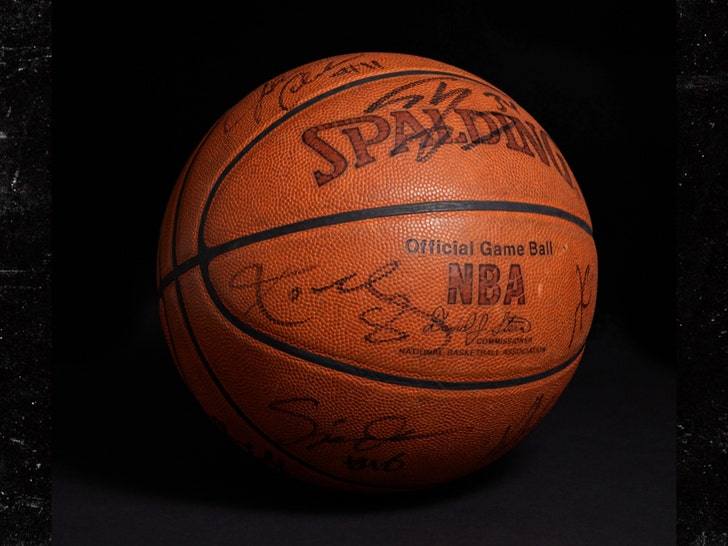 kobe bryant ball Sothebys sub