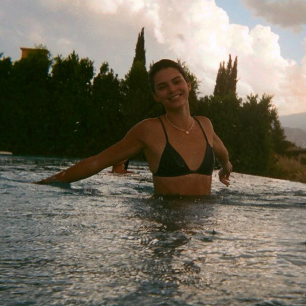 kendall_jenner_bikini_bday_hot_photos0