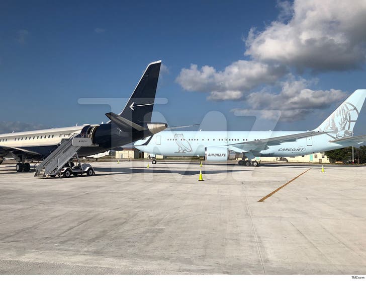 Drake Flies New Massive Private Jet To Bahamas After Raptors Win