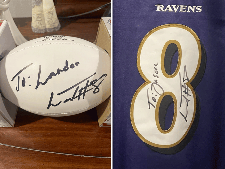 Lamar Jackson signs autographs for Jets players after Ravens win