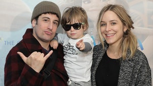 0418-jason-biggs-Jenny-Mollen-getty-02