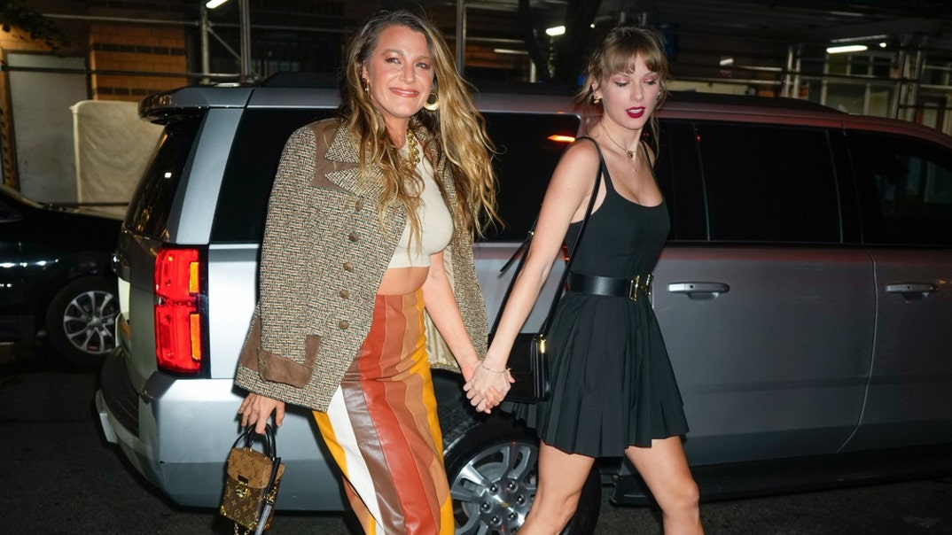 Taylor Swift And Blake Lively Together photos  4