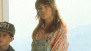 0430-Jenny-Lewis-Memba-Them-hero