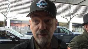 billy-bob-thornton-primary-11-11-2025