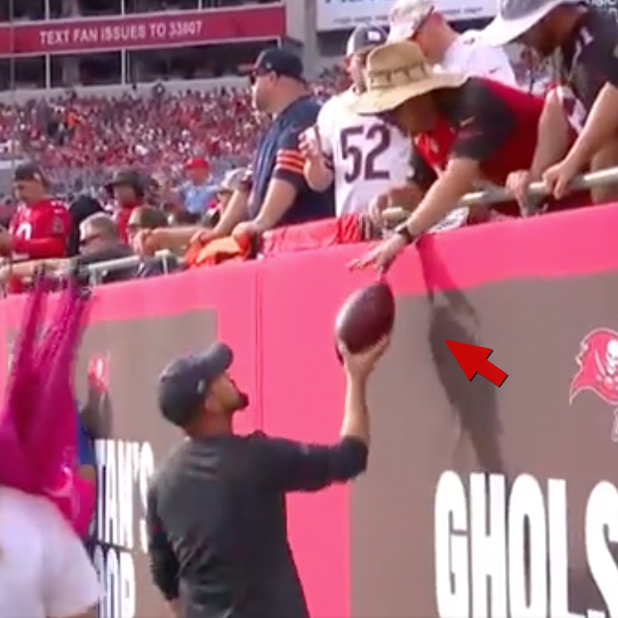 Bucs Fan To Get Signed Tom Brady Jerseys, Season Tix For 600th TD Ball
