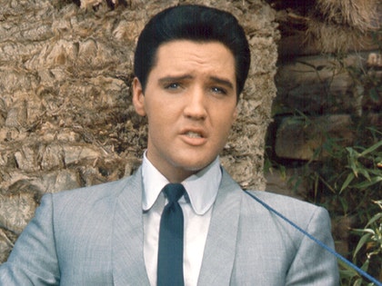 1016-elvis-presley-getty-01