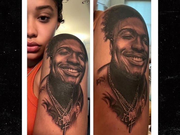 Dwayne Haskins' Wife Gets Sleeve Of Tattoos Honoring QB After Death.jpg