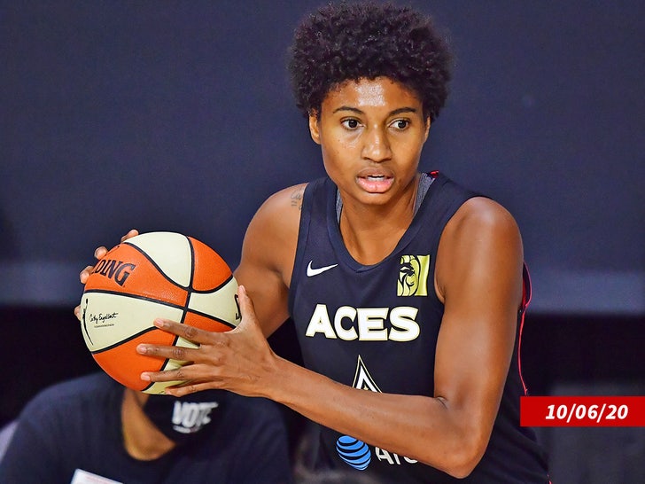 Angel McCoughtry wnba las vegas aces sub