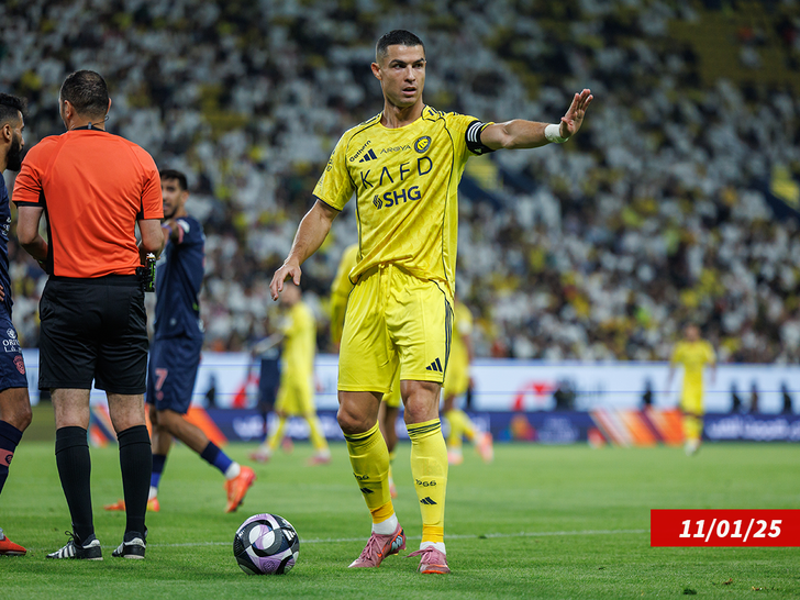 cristiano ronaldo sub getty swipe