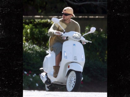 justin bieber scooter image direct 1