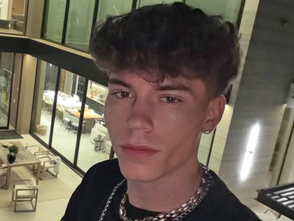 Drake Von insta 1