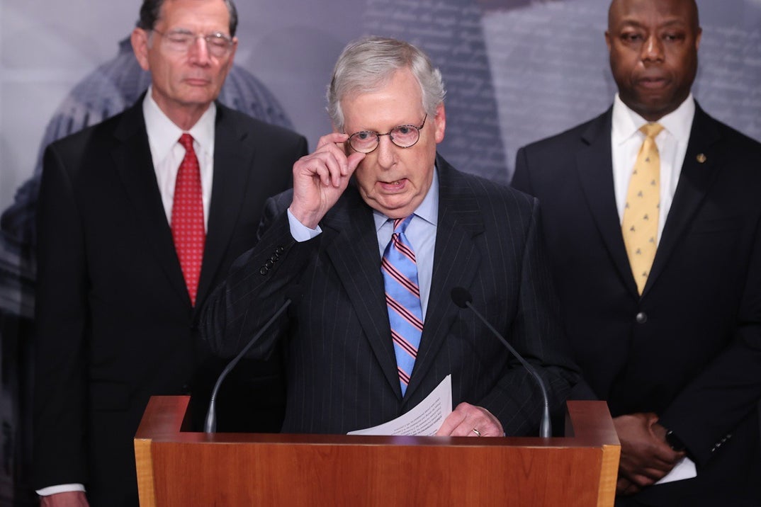 0726 Mitch McConnell Hard At Work 2