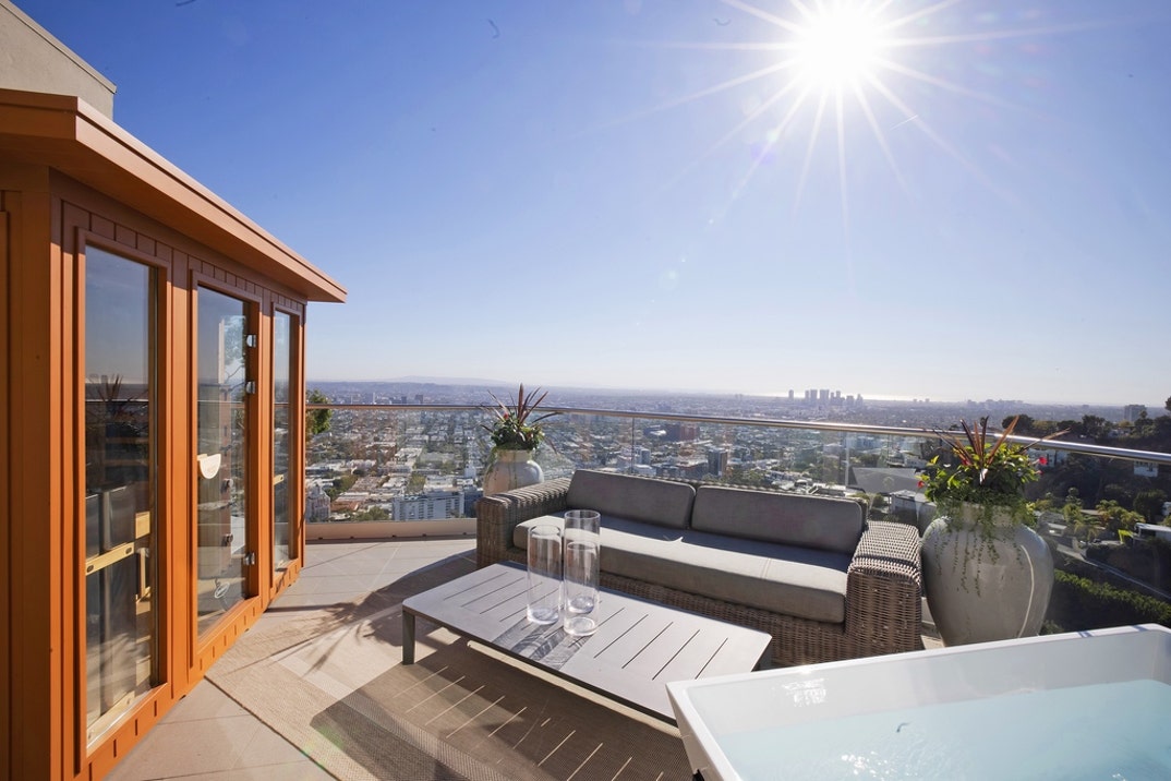 Nicole Scherzinger Relists LA Home 8