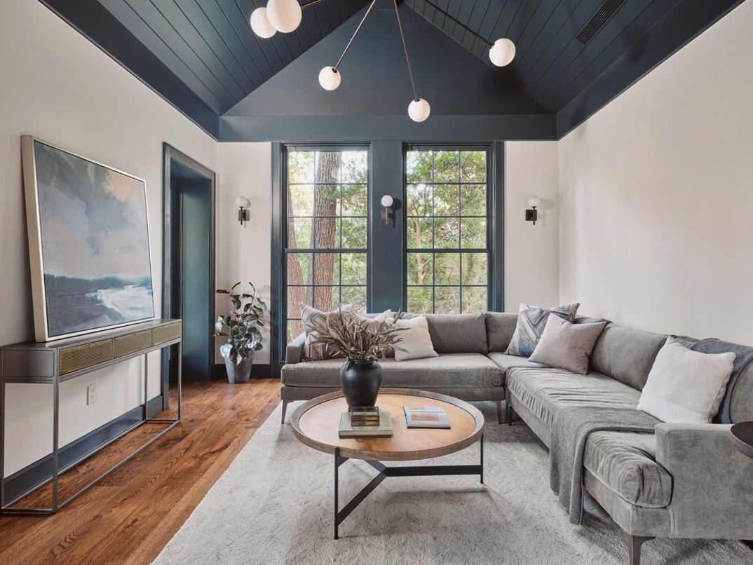 mma Stone and Dave McCary Austin Estate Sold 13