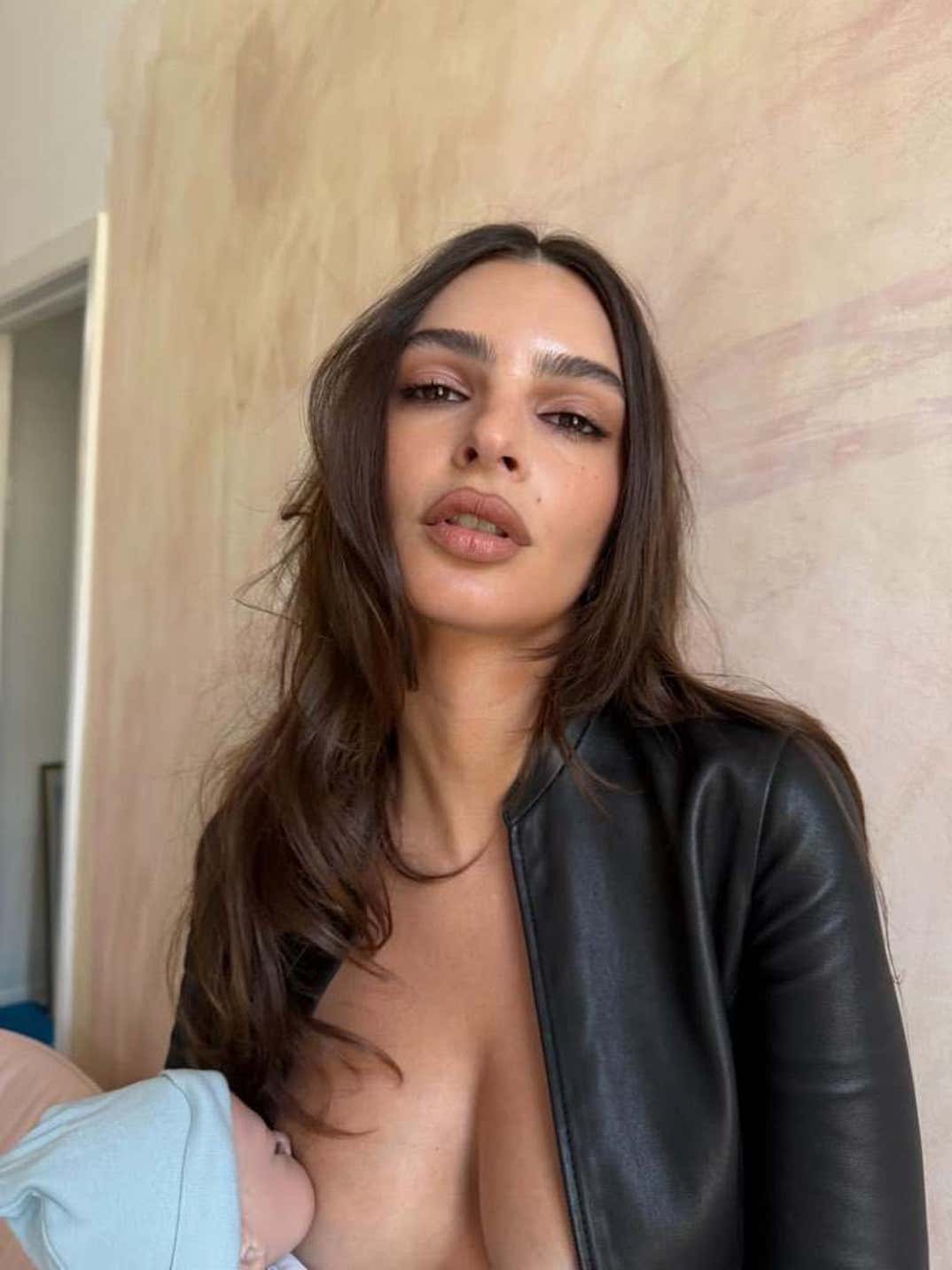 Emily Ratajkowski Topless Photoshoot Breastfeeding 5
