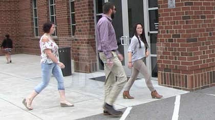 052219_jenelle_evans_david_eason_exit_kal