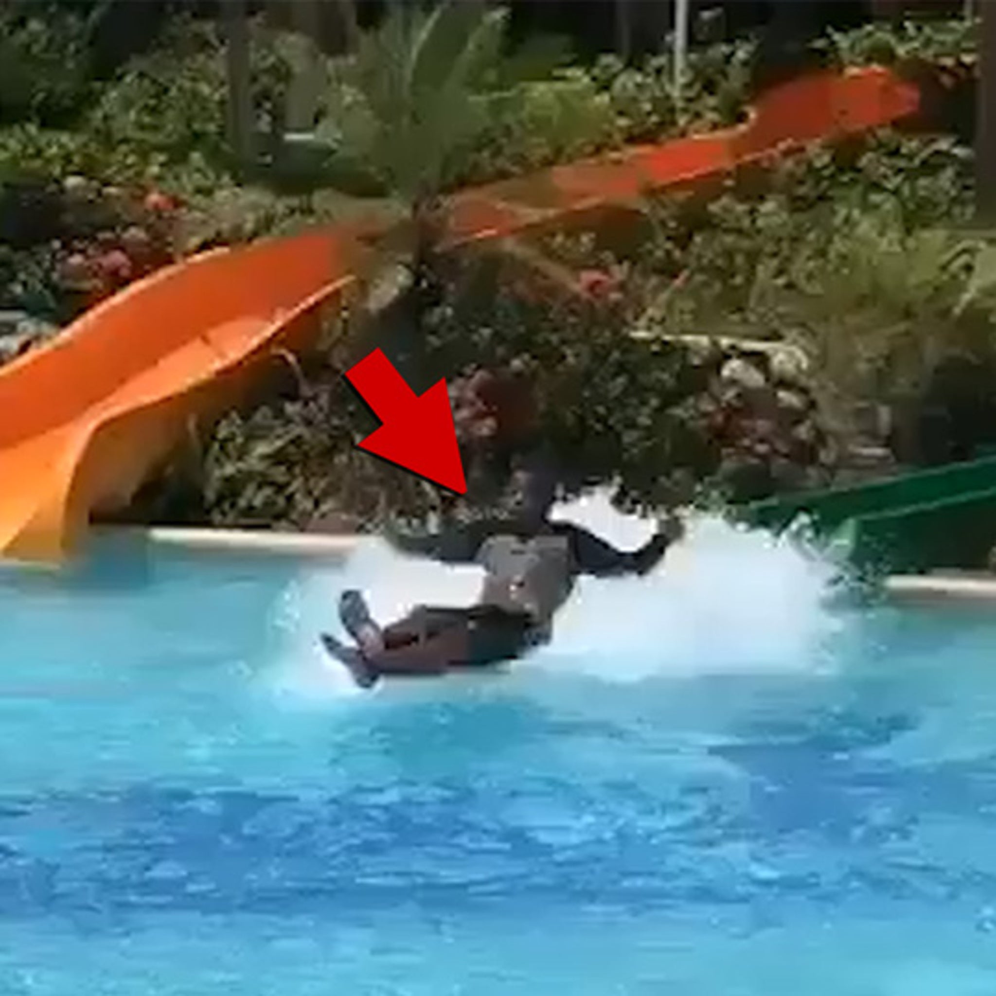 Fake jump. Ив кляйн художник прыжок в пустоту. Fake jump. Деррик роуз бросок. Джоли джамперы.